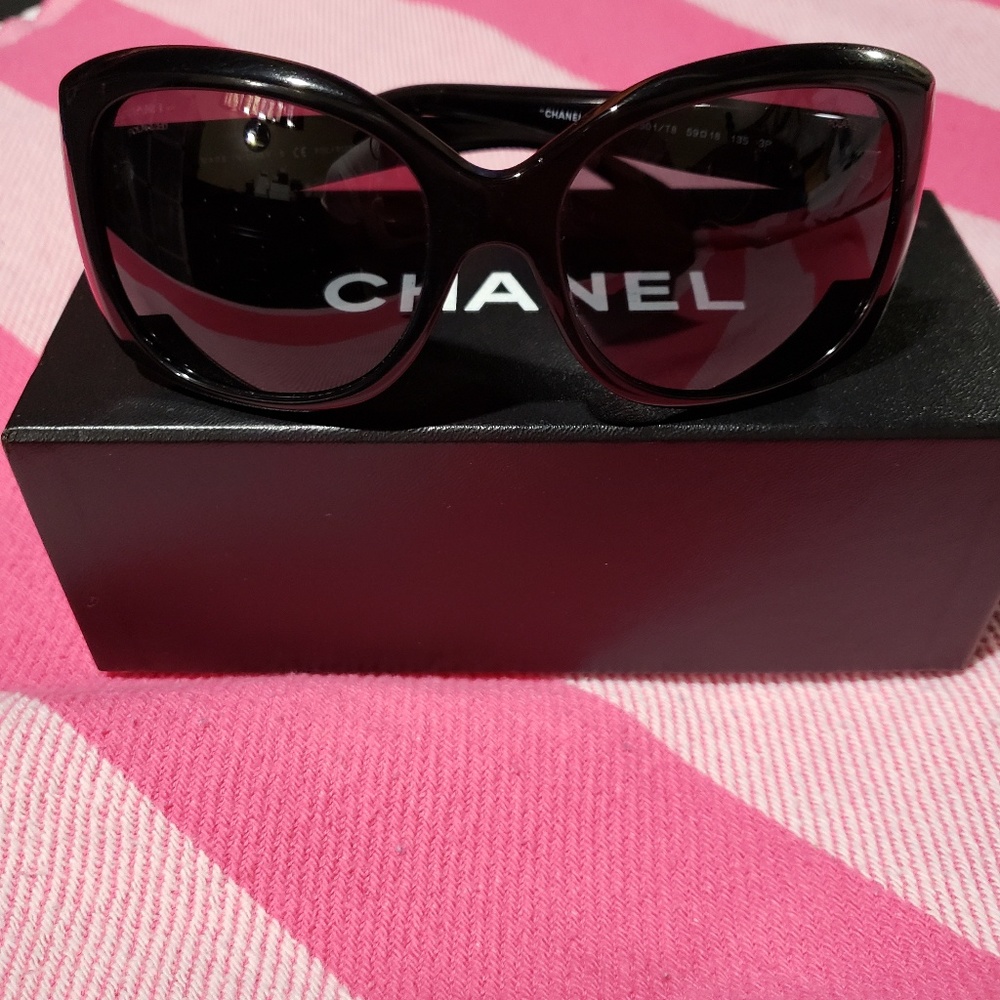 Chanel sunglasses